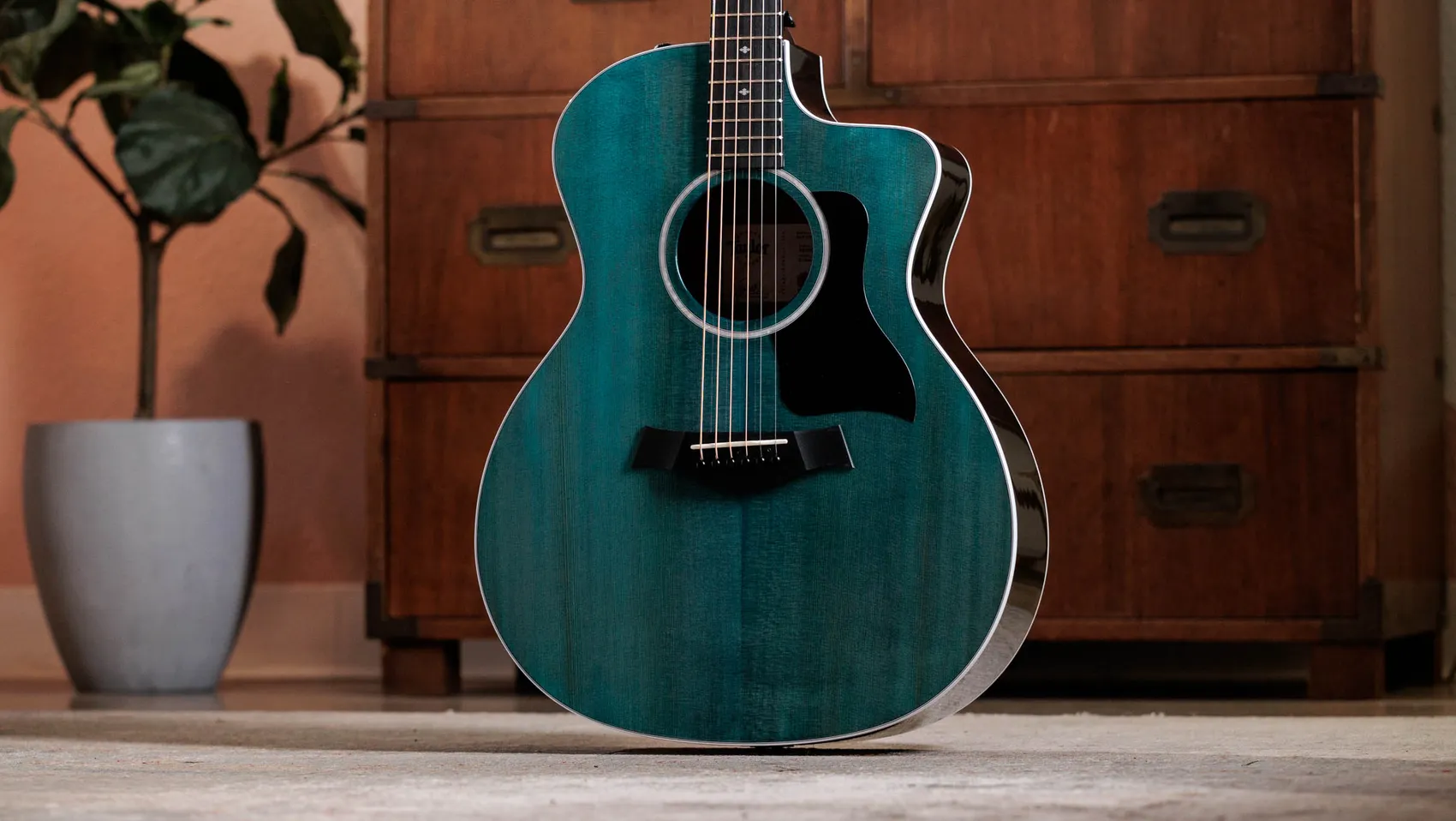 214ce Plus Special Edition, Trans Blue Sapele Acoustic-Electric